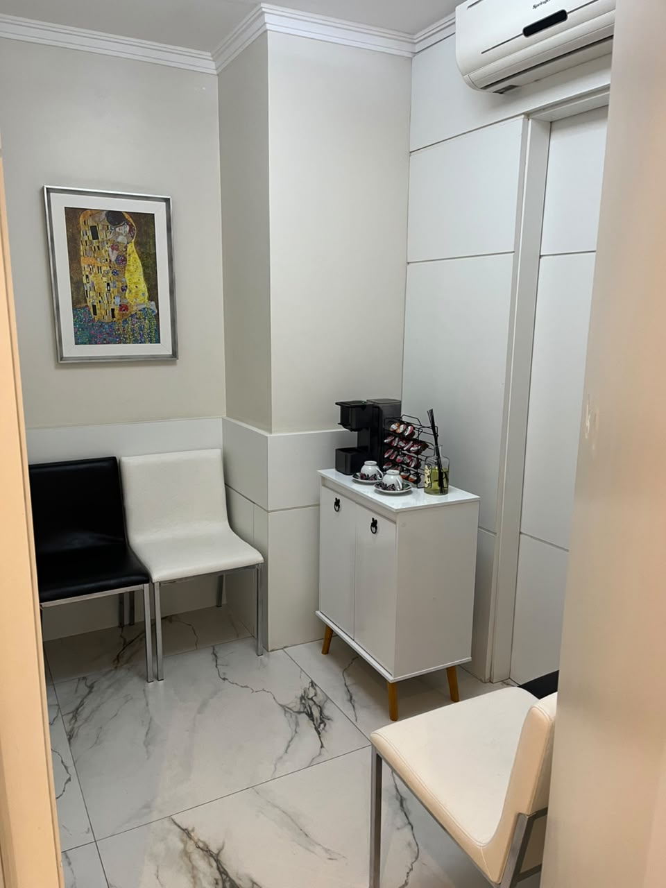 Sala de espera da Clínica LALUZ